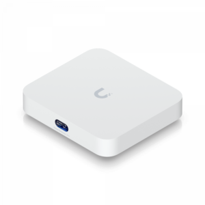 UCG-ULTRA. UBIQUITI 1-2500 4-1000 IDS/IPS SD-WAN INC-5V USB-C BTE UNIFI GATEWAY
